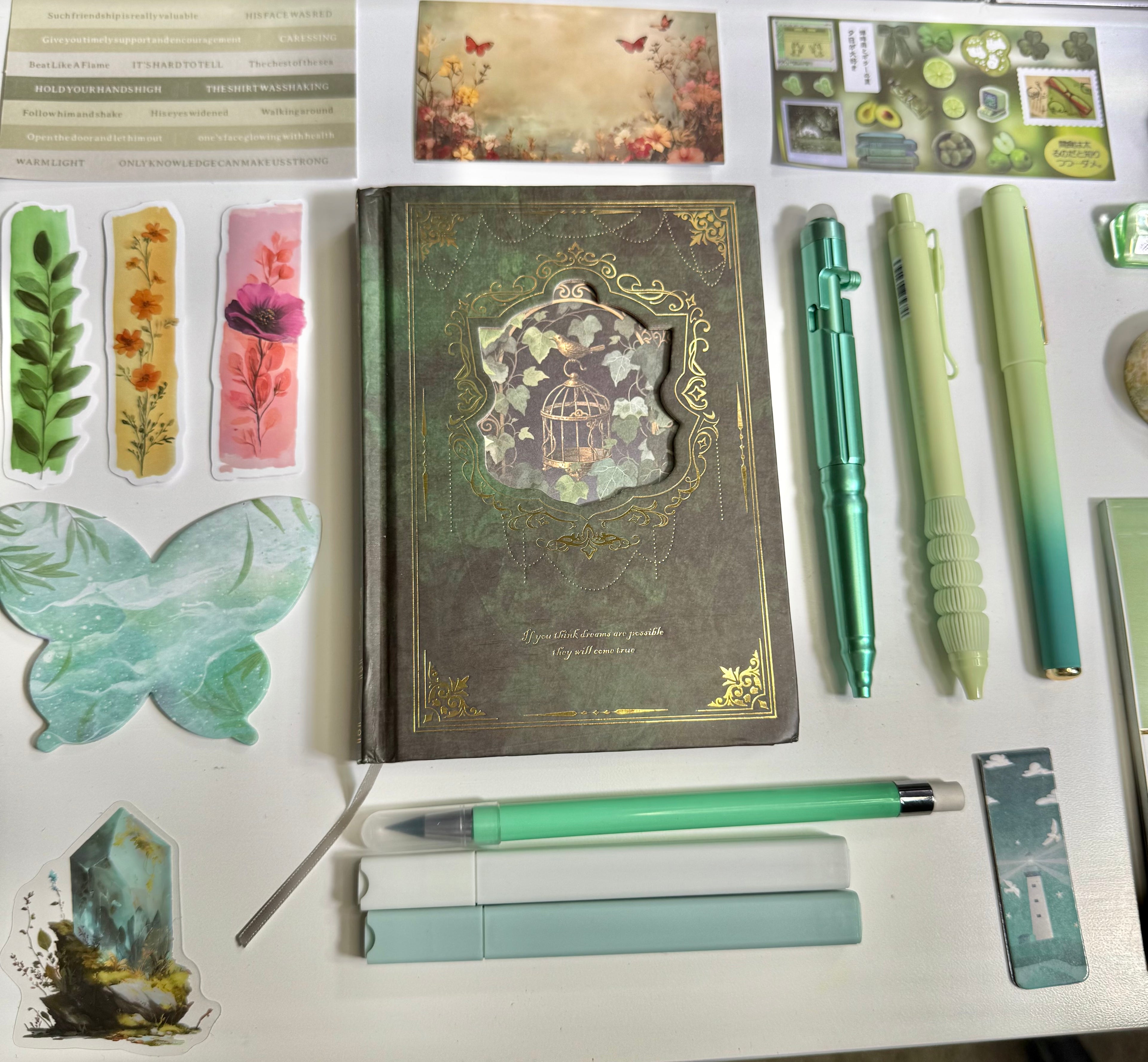 🌿 Emerald Noir — Limited Edition Summer Aesthetic Bookish Bundle