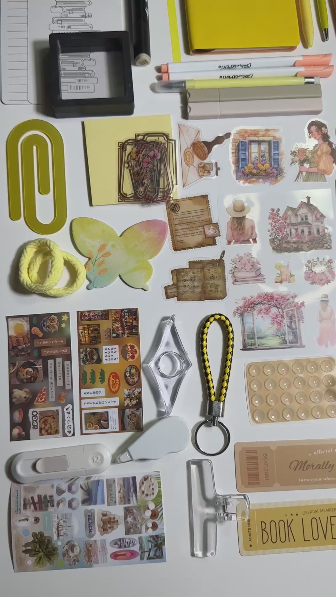 💛 NEW Yellow Golden Muse — Yellow Aesthetic Bookish Bundle