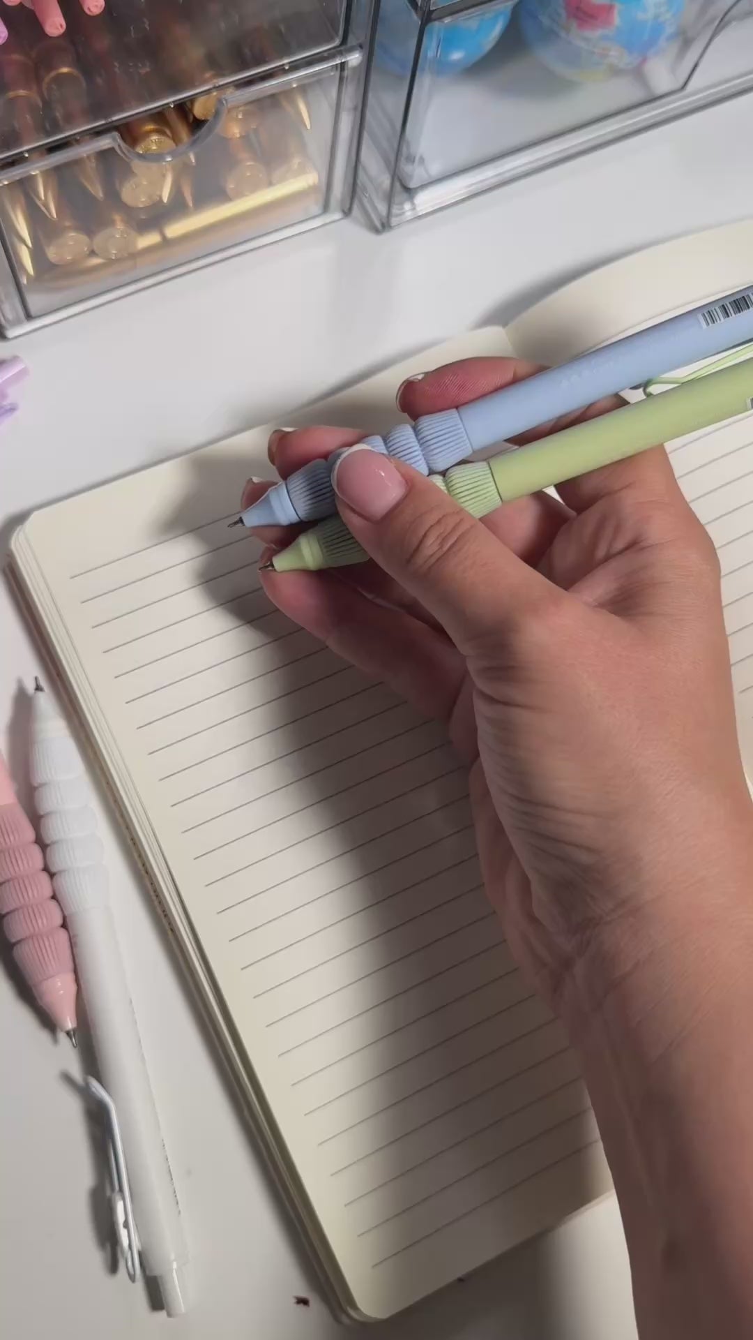 ✨ Silken Embrace — Aesthetic Soft Touch Gel Pen